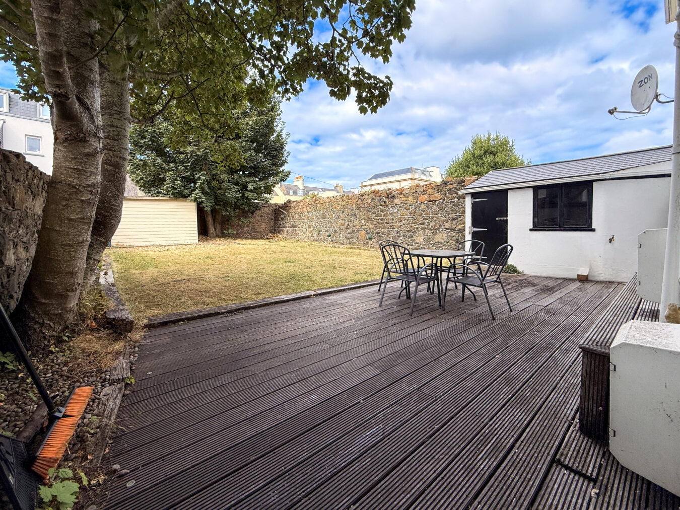 1, Clarendon Road