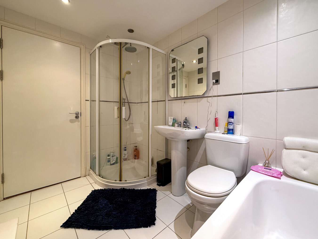 1, Clarendon Road